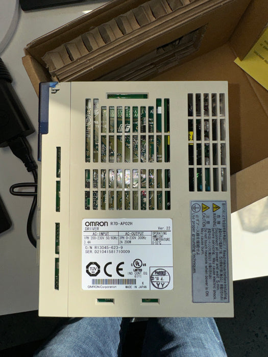 R7D-AP02H 1-piece Omron Servo Driver R7D-AP02H Brand New