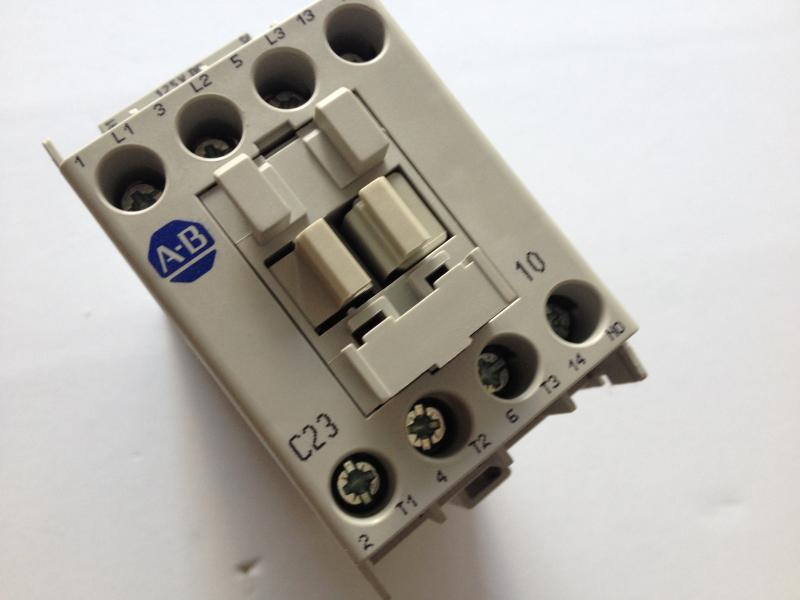 Allen-Bradley 30 Amp 100-C23Z*10 Contactor w/ 24VDC Coil Rated 15 HP