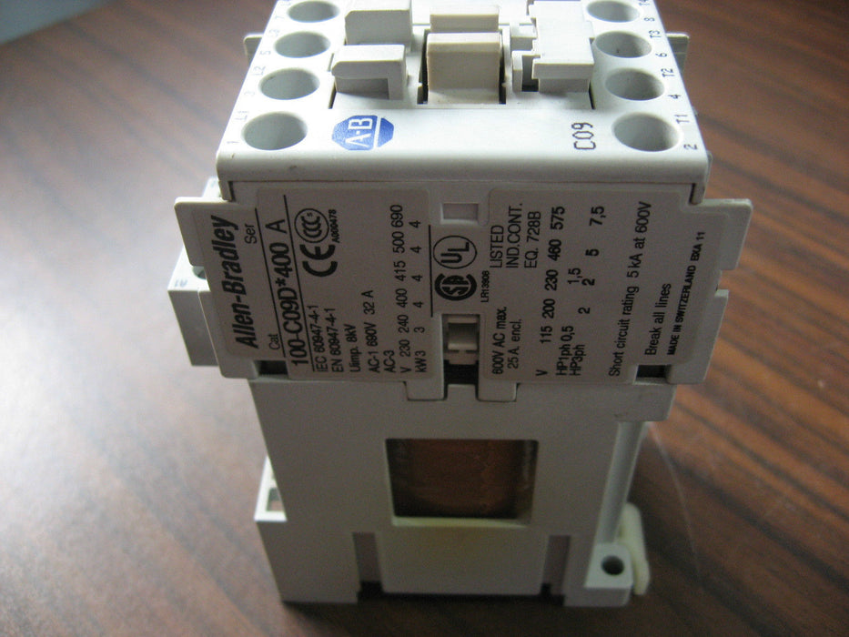 New Allen-Bradley Contactor 100-C09*400 100-C09D400 110V
