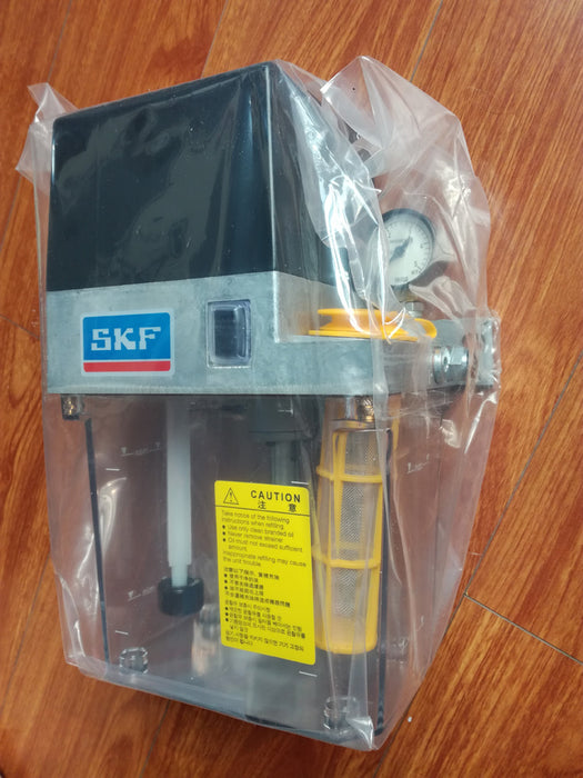 SKF MKU11-KW2-K005 LUBE PUMP **220 VOLTS